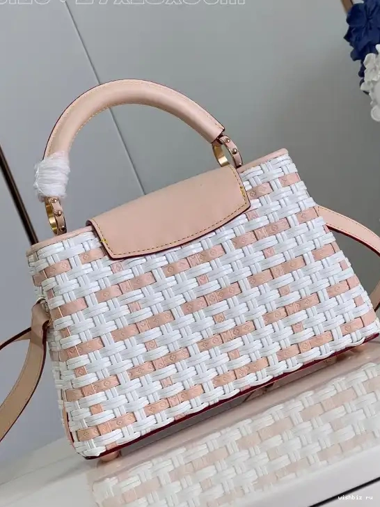 WIS LOUIS CAPUCINES VUITTON BB-27*18*9CM 0503